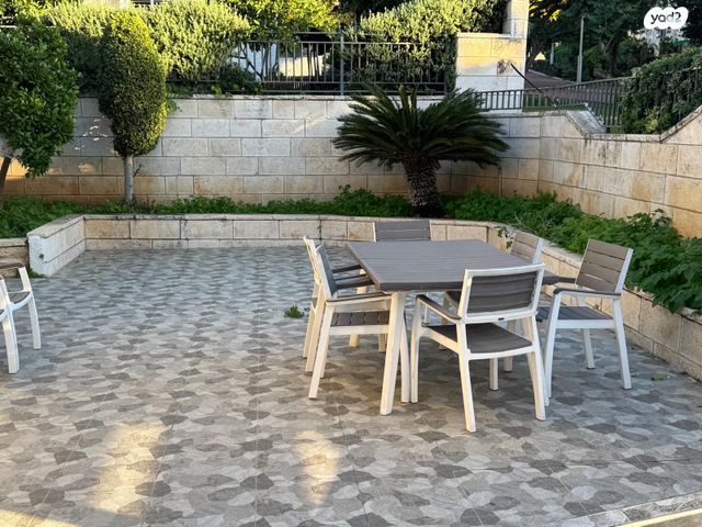 דו משפחתי, שביל החרובים 10, גבעת שרת, בית שמש