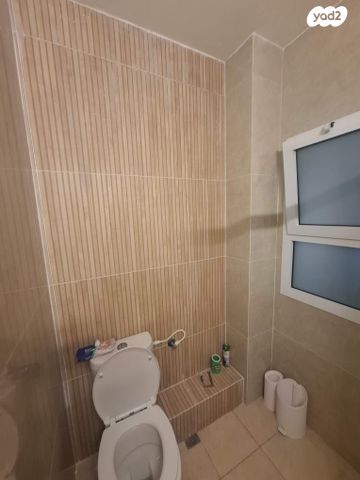 דירה, לוחמי הגטאות 12, צור שלום, קרית ביאליק