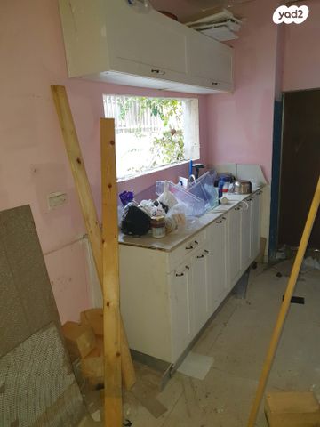 דירה, רוטשילד 43, עמידר, בת ים