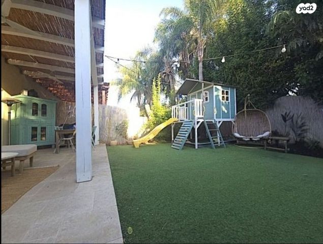 דו משפחתי, מרגלית 6, צור יגאל, כוכב יאיר / צור יגאל