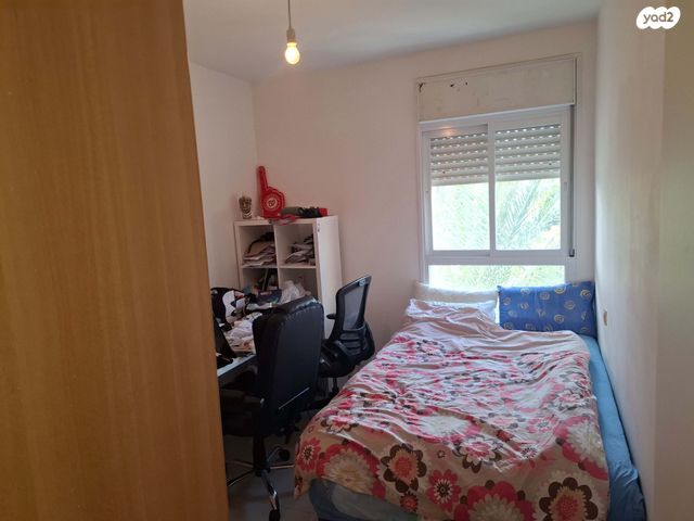 דירה, לוחמי הגטאות 12, צור שלום, קרית ביאליק