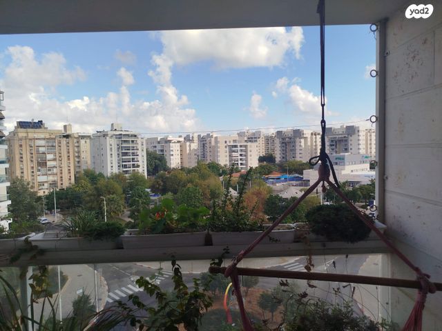 דירה, חושן 14, וילה דורי, שכונת הדגל, נס ציונה