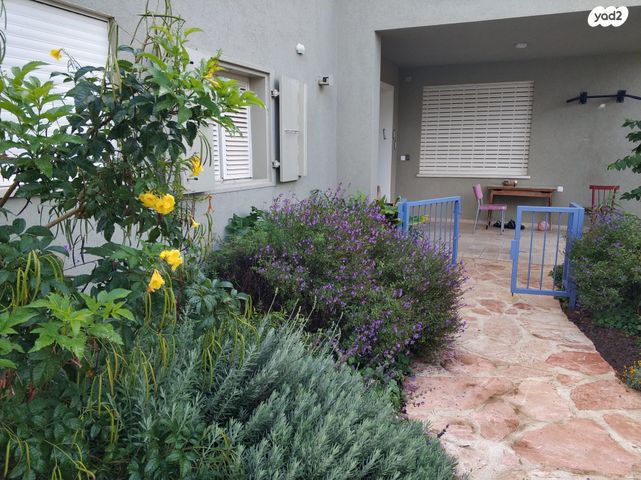 בית פרטי/ קוטג', שביל אורן 1, געתון, געתון