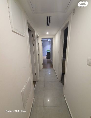 דירה, דרך החורש 1, קרית הסביונים, יהוד מונוסון