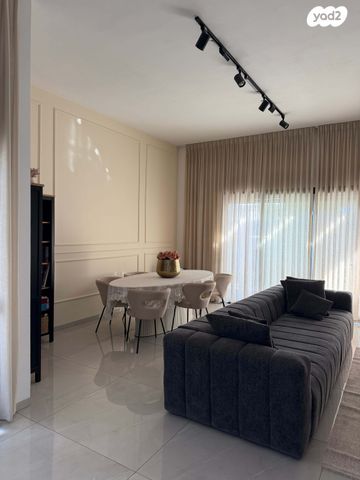 בית פרטי/ קוטג', סיגלון 23, קרית מנחם, אופקים