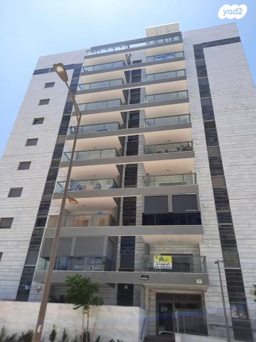 דירה, יהושוע אזולאי 1, נווה שרון / שער העיר, נתיבות