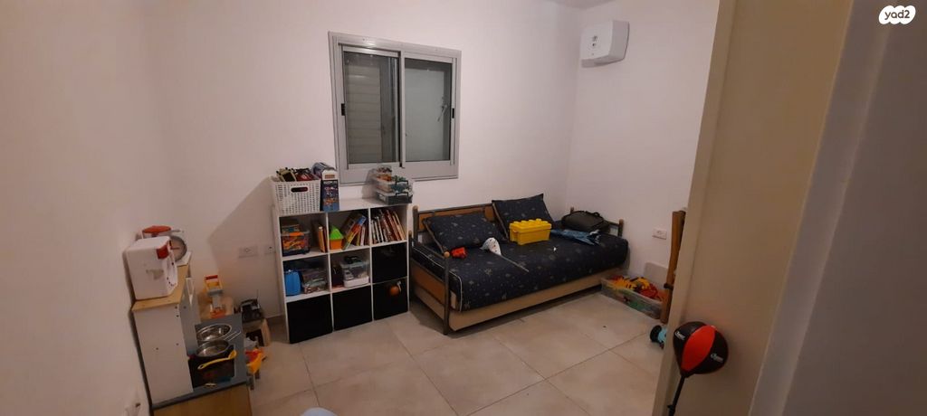 דירה, אלה 4, לשם, עלי זהב