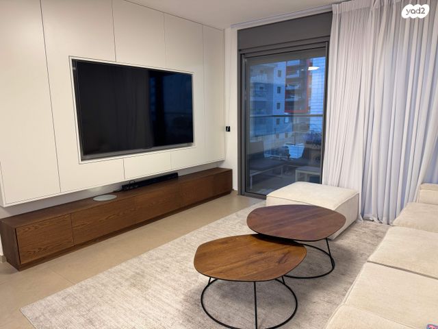 שדרות הרצל 26