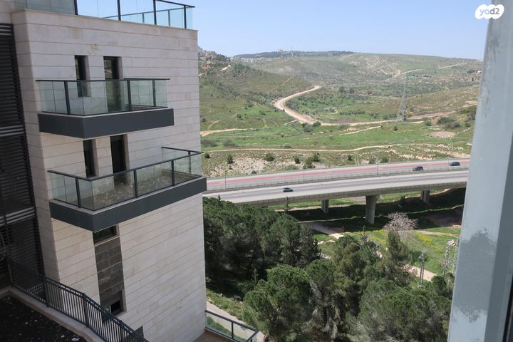 דירה, הרב שך 50, רמת שלמה, ירושלים