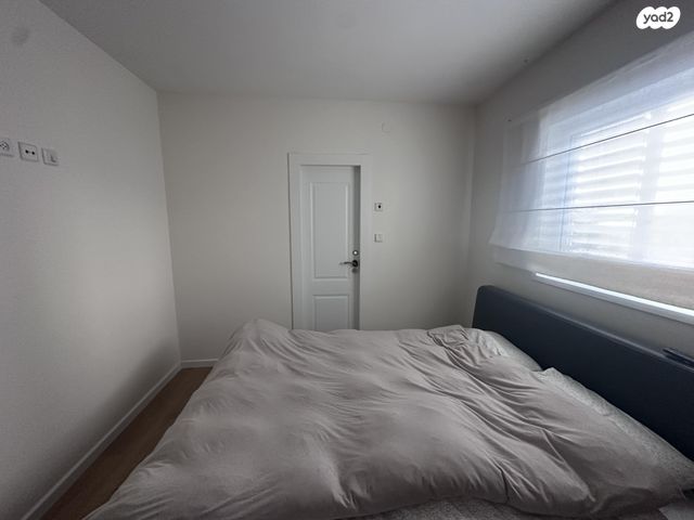 דירה, הר הצופים 29, רחובות ההולנדית, רחובות