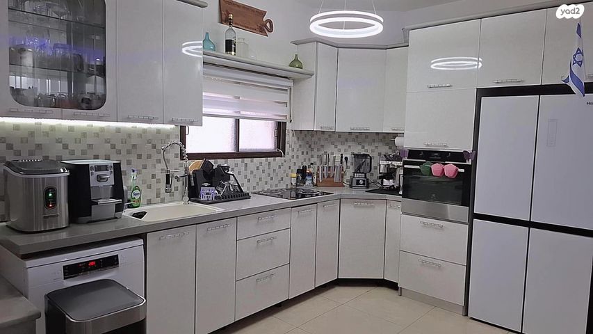 דופלקס, משה שרת 8, קרית חיים מזרחית, חיפה