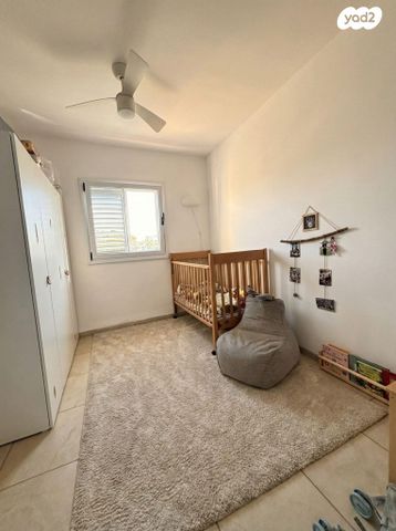 דו משפחתי, כצנלסון 4, מוצקין הותיקה, קרית מוצקין