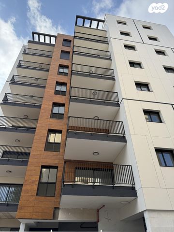 דירה, אנגל 5, המרכז השקט / מרכז העיר, פתח תקווה