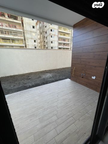 דירת גן, צה"ל 30, רמת ורבר, פתח תקווה