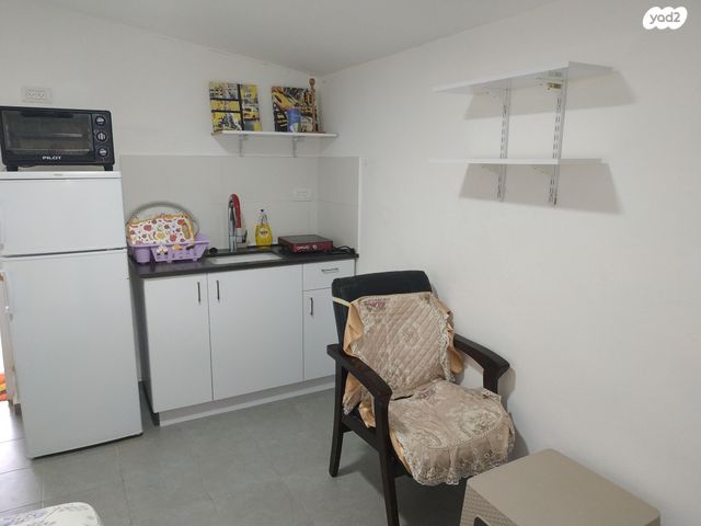 קיבוץ גלויות 22