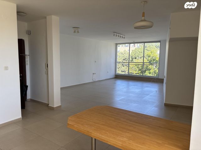 הרב הרצוג 20