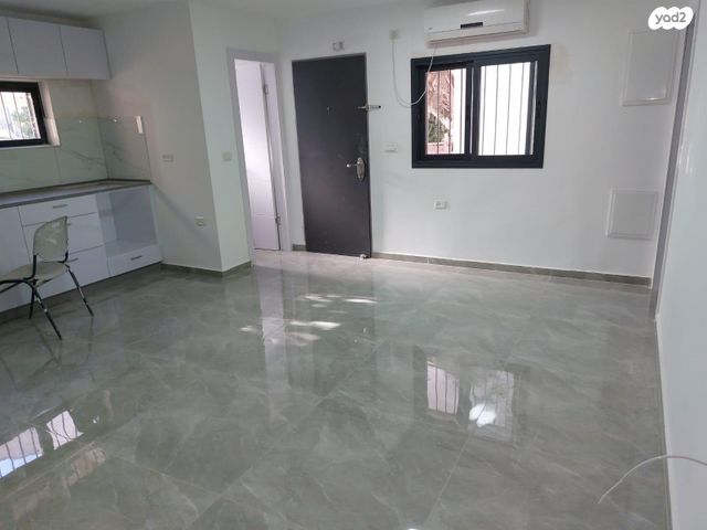 אברהם ניסן 31