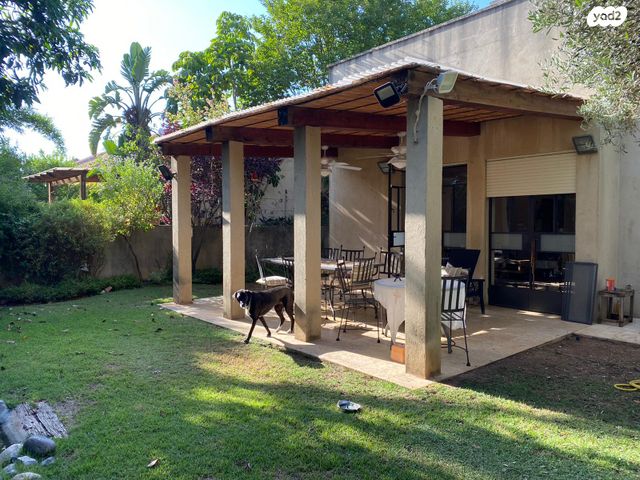 בית פרטי/ קוטג', הנורית 11, צורן, קדימה צורן