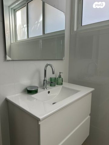 מרתף/ פרטר, יאנוש קורצ'אק 10, רובע ט"ו, אשדוד