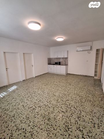 דירה, יצחק שדה 21, קרית ים ג', קרית ים