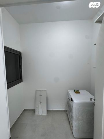 דירה, יהושוע אזולאי 3, נווה שרון / שער העיר, נתיבות