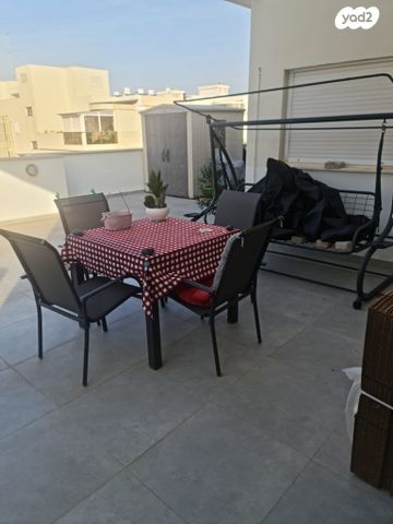 גג/ פנטהאוז, וייצמן 4, עיר, מרכז העיר, נהריה