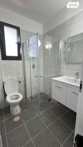 דירה, הרב שלום שבזי 1, רמב"ם, ראש העין