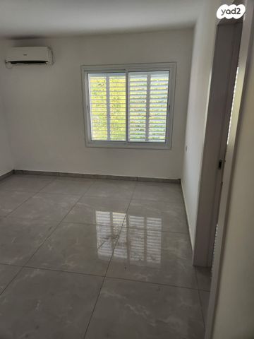 דירה, דוד רזיאל 20, רמת אשכול, אשקלון