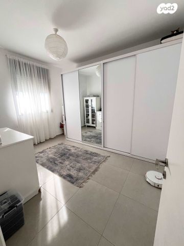 יהושוע אזולאי 8