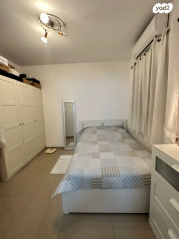 דירה, הראשונים 10, קרית חיים מזרחית, חיפה