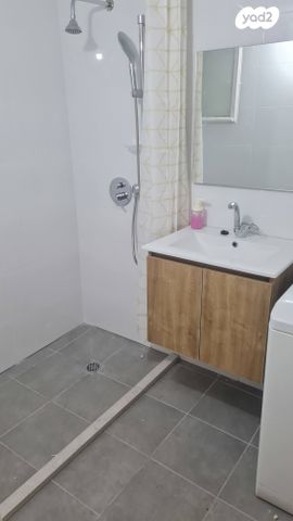 דירה, שדרות מוריה 104, שמבור, חיפה