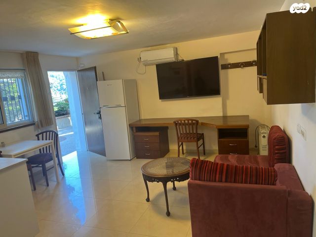 חוף השנהב 35