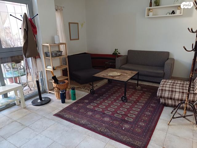 דירה, הגלבוע 38, מחנה יהודה - לב העיר, ירושלים