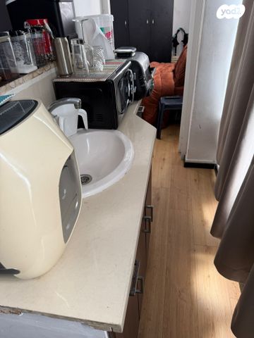 יחידת דיור, שדרות העצמאות 56, ניצנה, בת ים