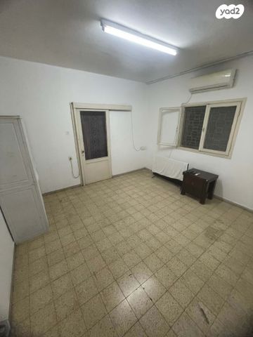 דירת גן, דרך קיבוץ גלויות 113, שפירא, תל אביב יפו