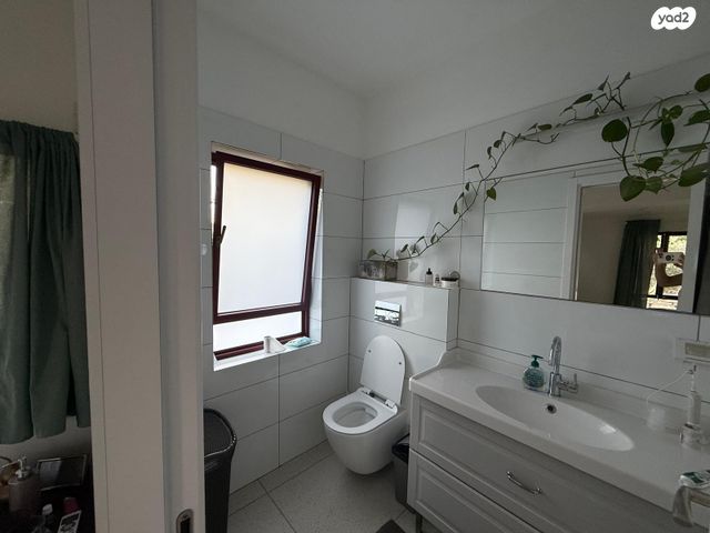 בית פרטי/ קוטג', הדקלים 145, מרכז פרדס חנה, פרדס חנה כרכור