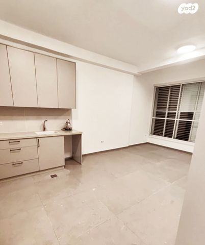 דירה, סירקין 25, פועלי הרכבת, גבעתיים