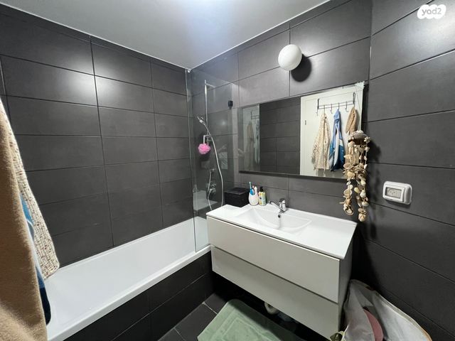 דירה, חביבה רייק 1, חרוזים, רמת גן