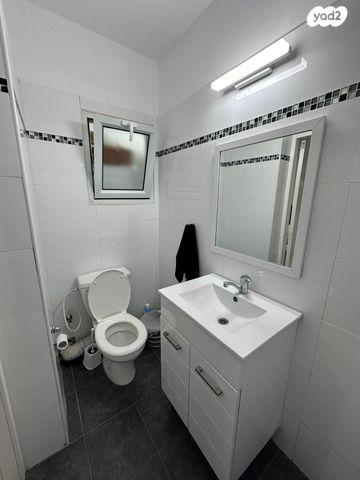 דירה, משה דיין 7, נווה סביון, אור יהודה