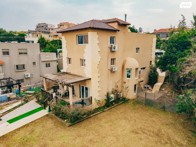 בית פרטי/ קוטג', האיריס 52, נופים, נופים