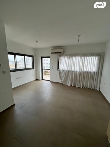 גג/ פנטהאוז, דב גרונר 69, פרדס כץ, בני ברק