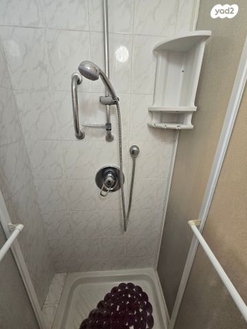 דירה, הצנחנים 6, גבעת הרמבם, גבעתיים