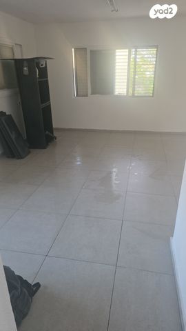 דירה, גיורא יוספטל 39, נאות הרצל, נתניה