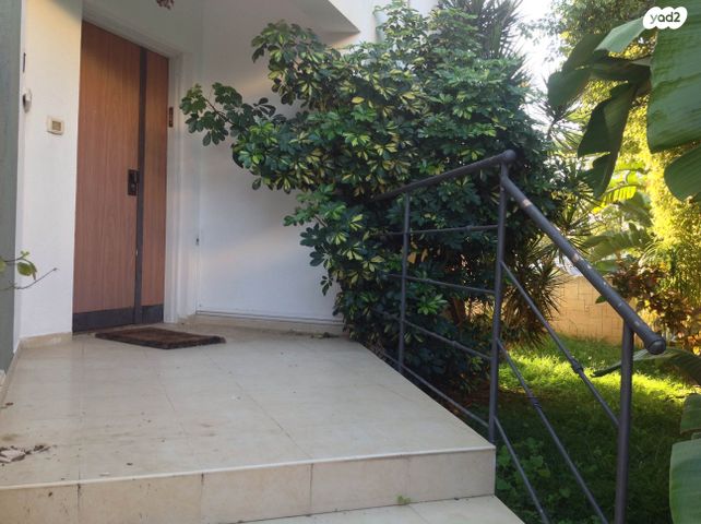 בית פרטי/ קוטג', העיט 11, בנה ביתך, קדימה צורן