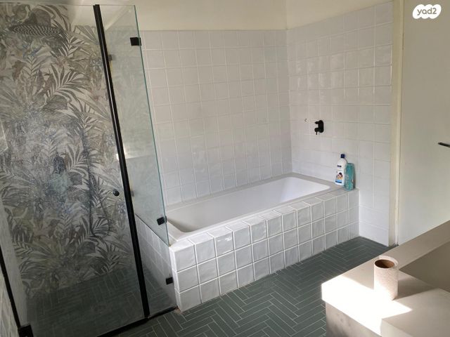 תיירות ונופש, אח"י דקר 6, עין התכלת, נתניה