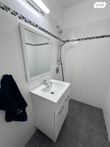 דירה, משה דיין 7, נווה סביון, אור יהודה