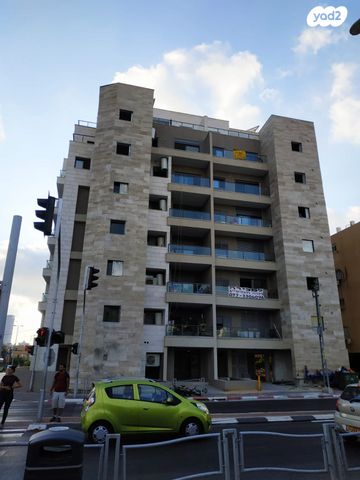 חיים וייצמן 86