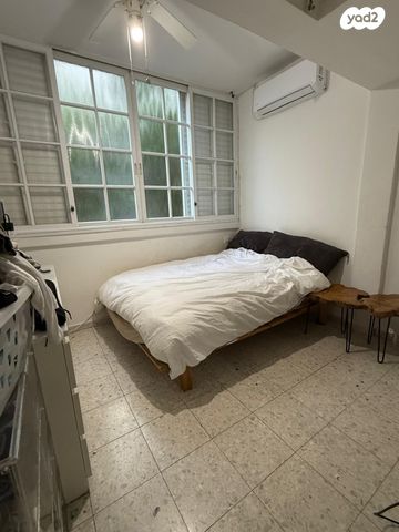 דירה, מעלה הצופים 33, שכונת חשמונאים, מרכז העיר א, רמת גן