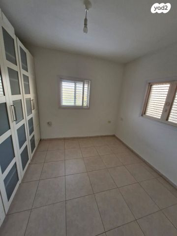 דירה, אהרונוביץ' 3, פועלים א, כפר סבא