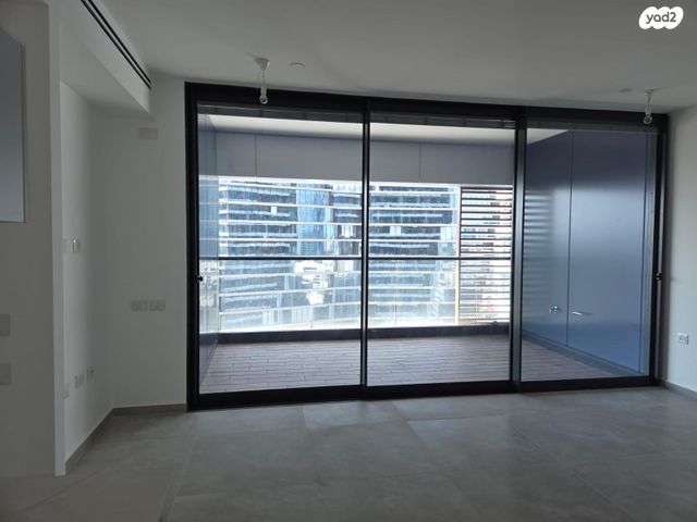 דירה, תוצרת הארץ 5, נחלת יצחק, תל אביב יפו